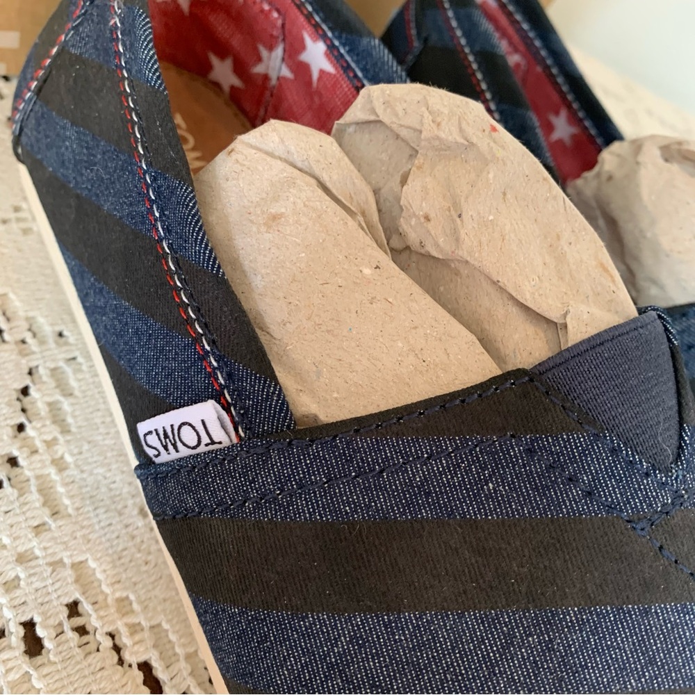 Toms Navy Chambray Stripe Canvas Flats - Picture 11 of 13